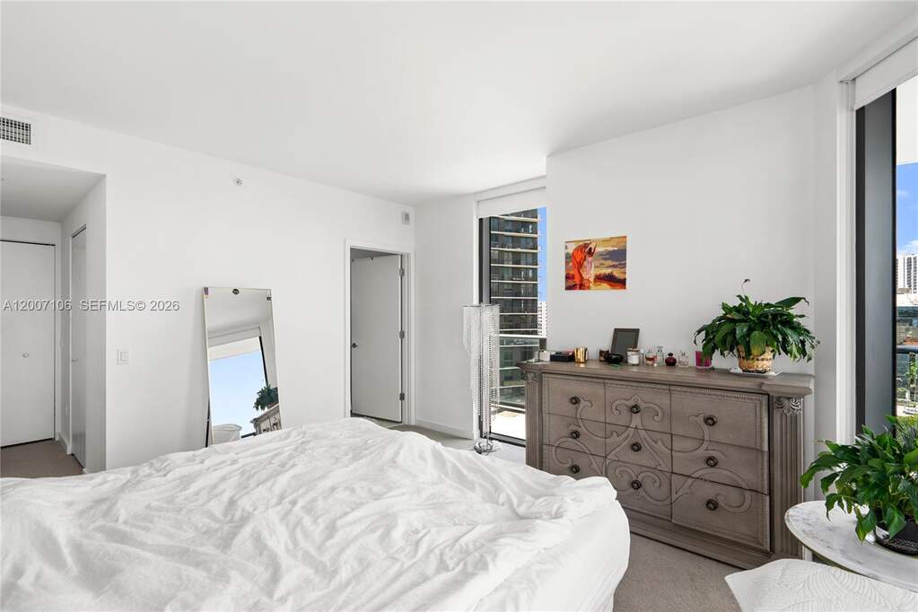 2 Bedroom Apartment/Flat's Image 55