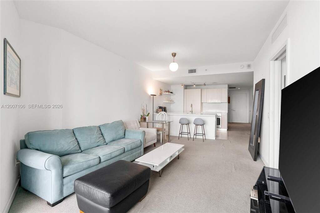 2 Bedroom Apartment/Flat's Image 79