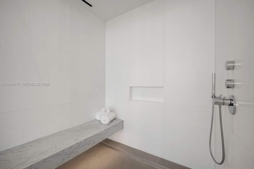 3 Bedroom Apartment/Flat's Image 28