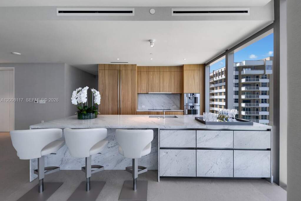 3 Bedroom Apartment/Flat's Image 3