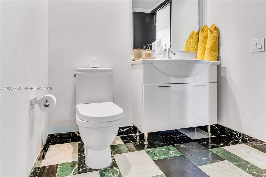2 Bedroom Apartment/Flat's Image 12