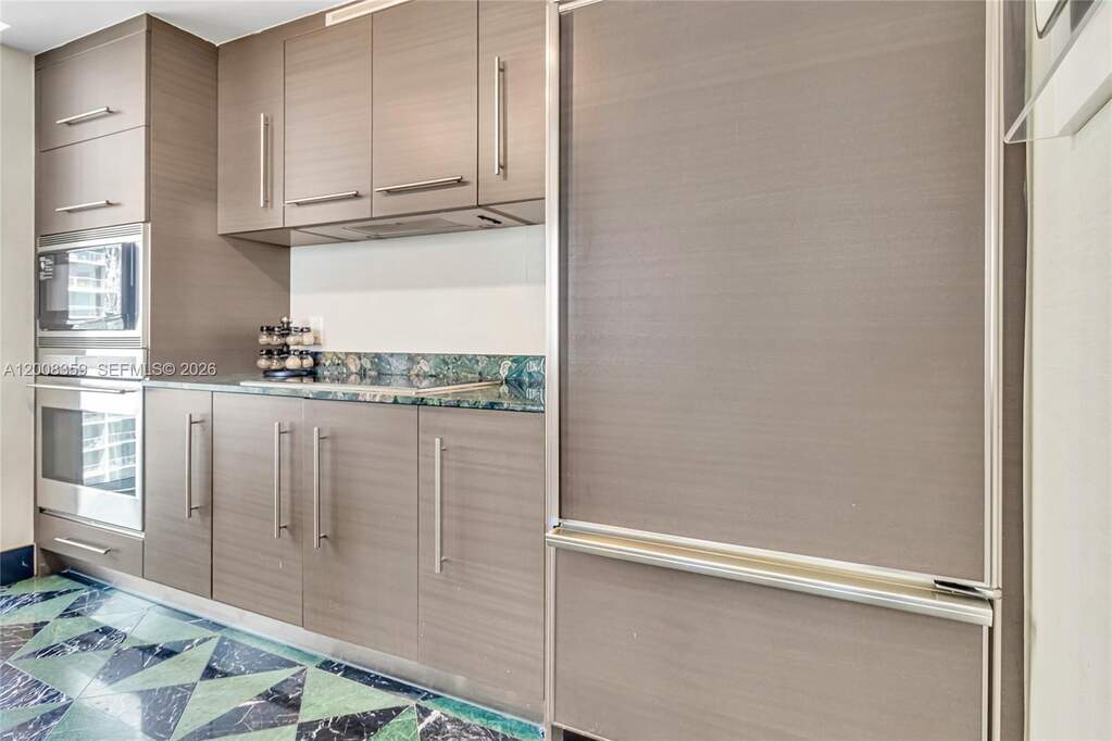 2 Bedroom Apartment/Flat's Image 6