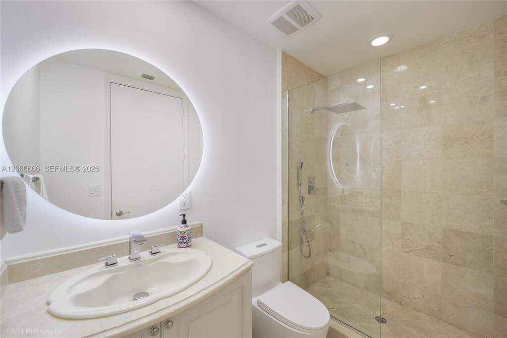 3 Bedroom Apartment/Flat's Image 10