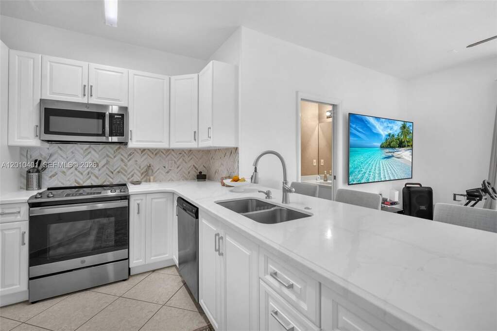 3 Bedroom Villa/Townhouse's Image 7