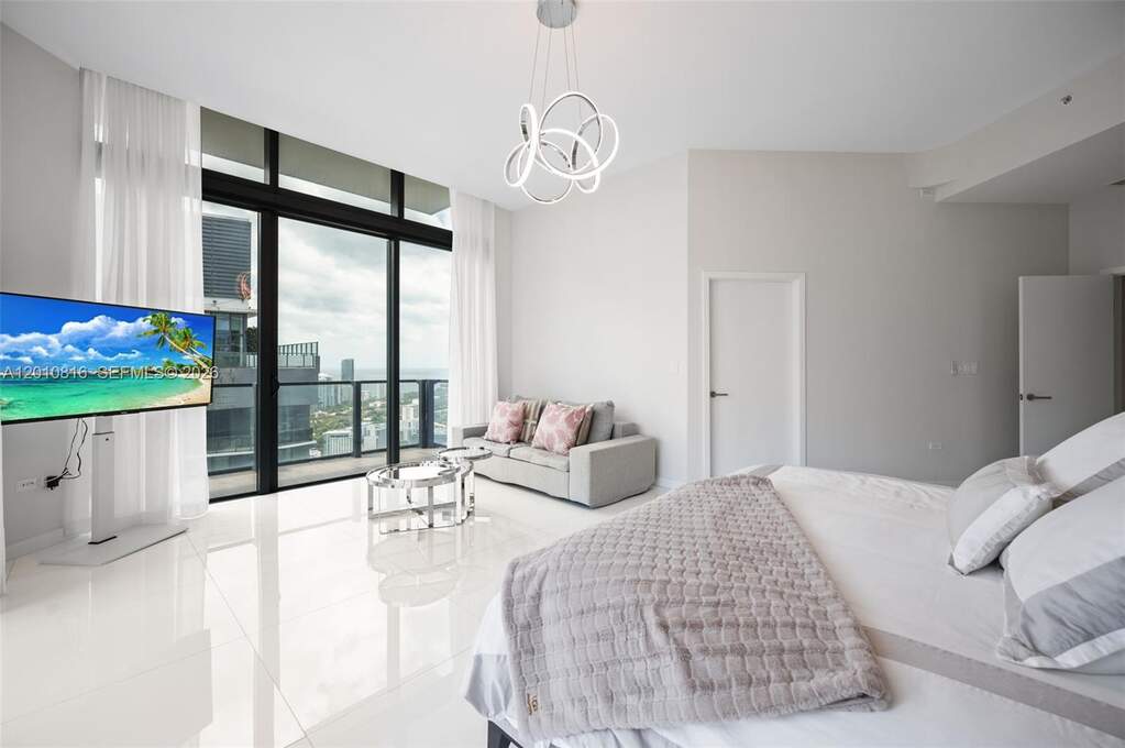 4 Bedroom Apartment/Flat's Image 10