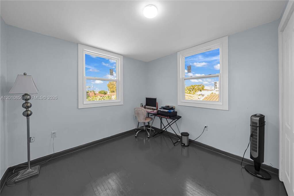 4 Bedroom Multi Unit's Image 17