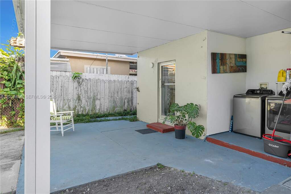 4 Bedroom Multi Unit's Image 23