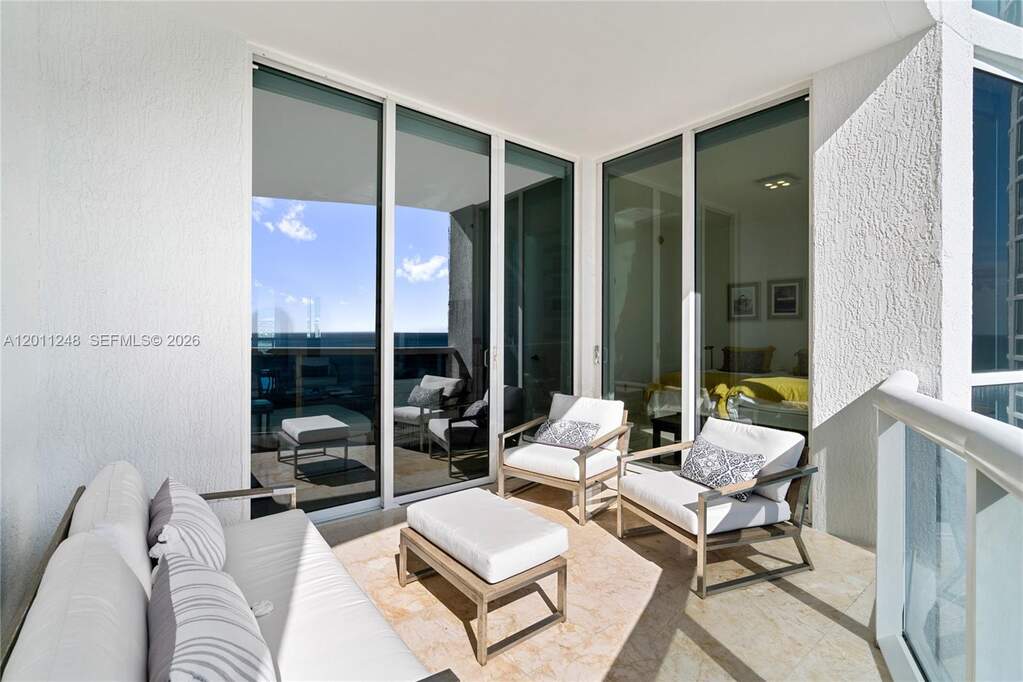 3 Bedroom Apartment/Flat's Image 59