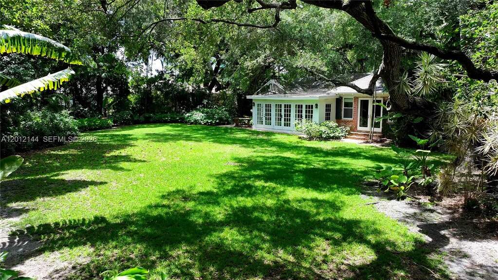 3 Bedroom Single Family Home/House's Image 3