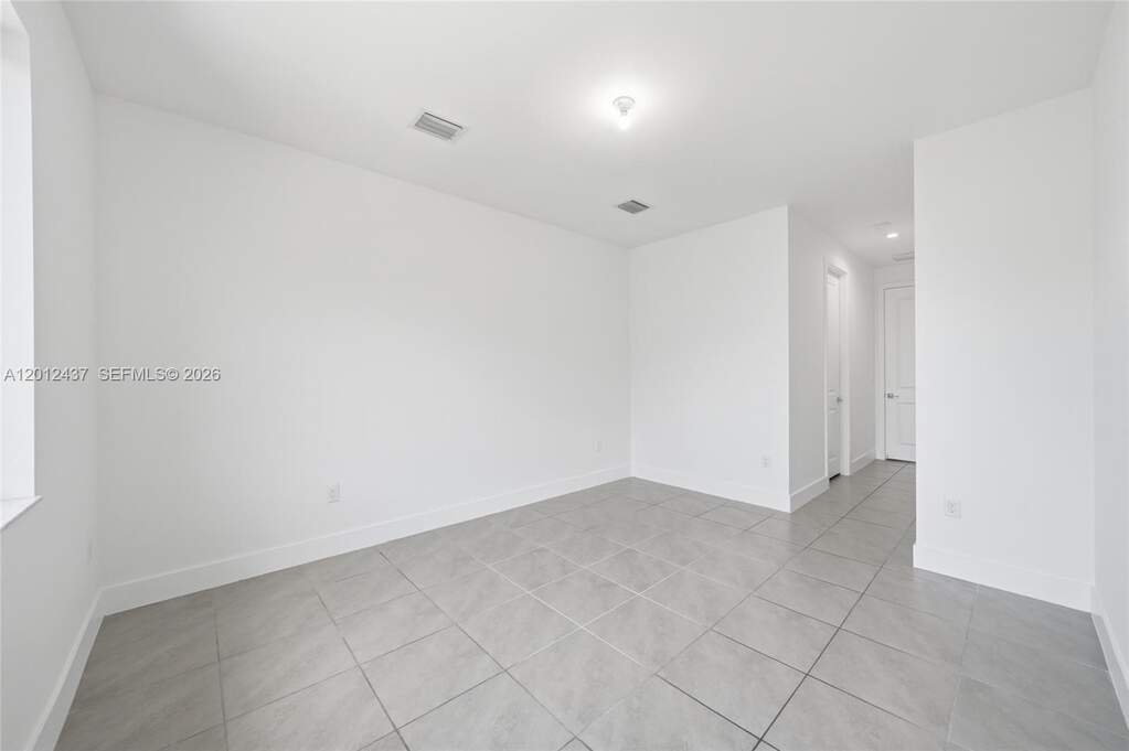 4 Bedroom Single Family Home/House's Image 16