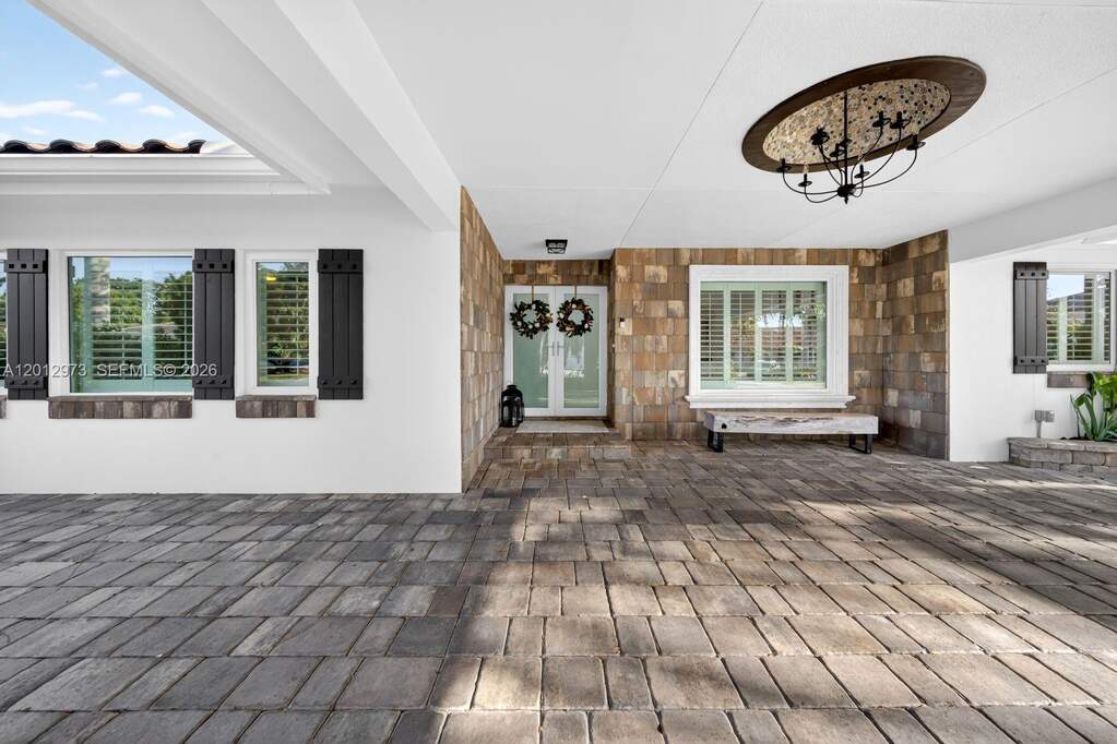 4 Bedroom Single Family Home/House's Image 12