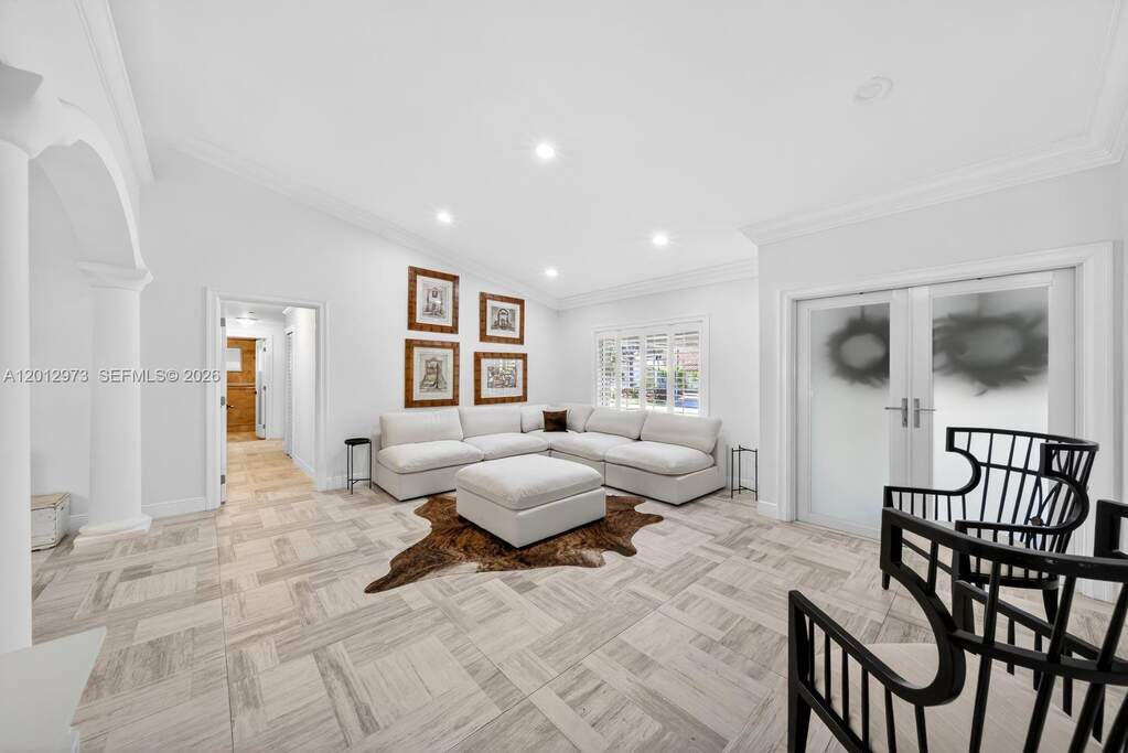 4 Bedroom Single Family Home/House's Image 13