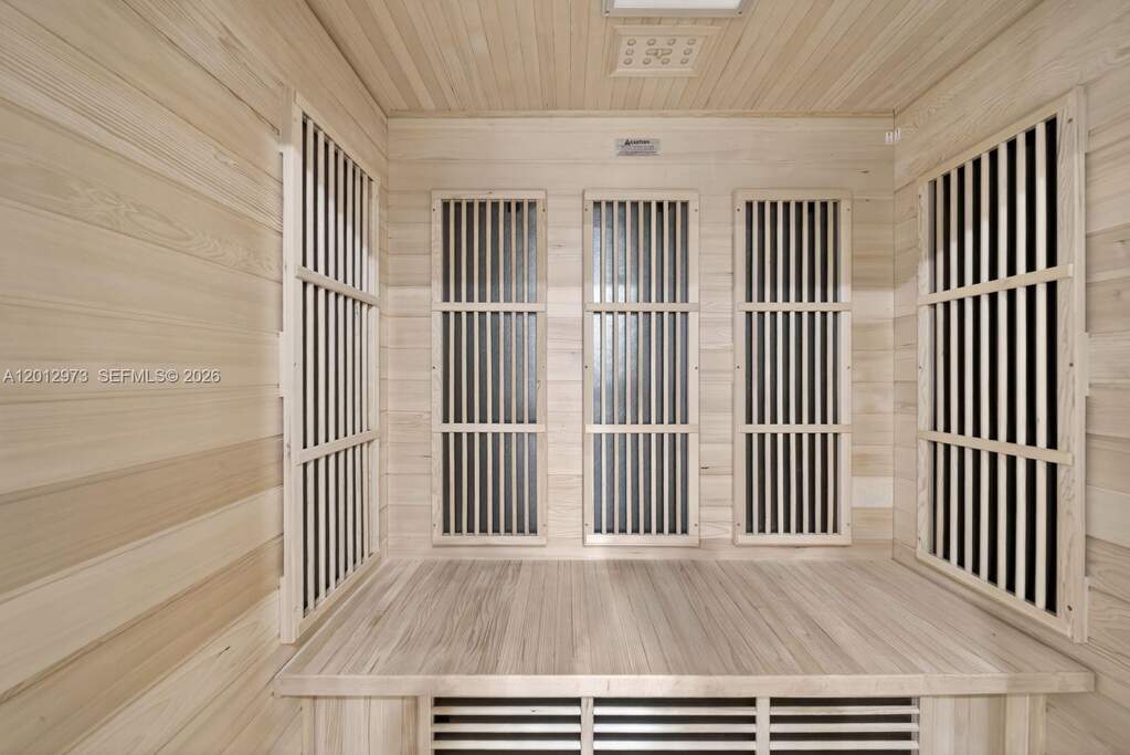 4 Bedroom Single Family Home/House's Image 31