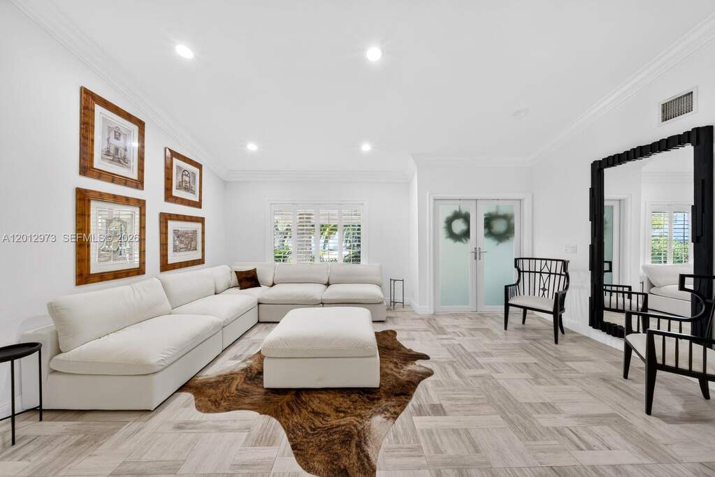 4 Bedroom Single Family Home/House's Image 39