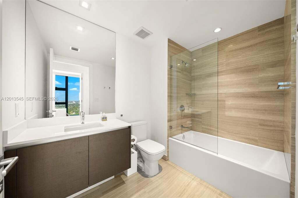 2 Bedroom Apartment/Flat's Image 17