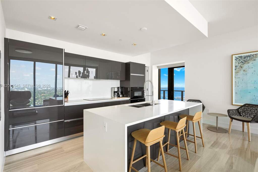 2 Bedroom Apartment/Flat's Image 3