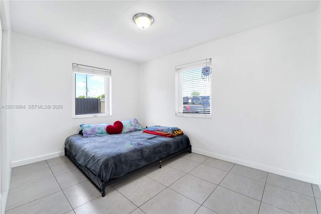 3 Bedroom Single Family Home/House's Image 7