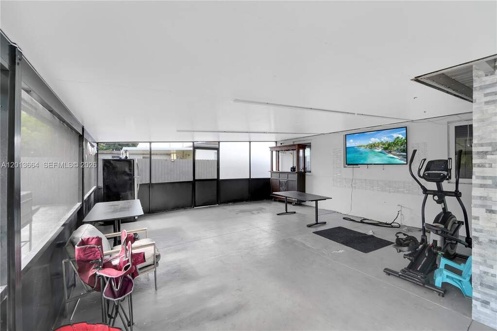 3 Bedroom Single Family Home/House's Image 16