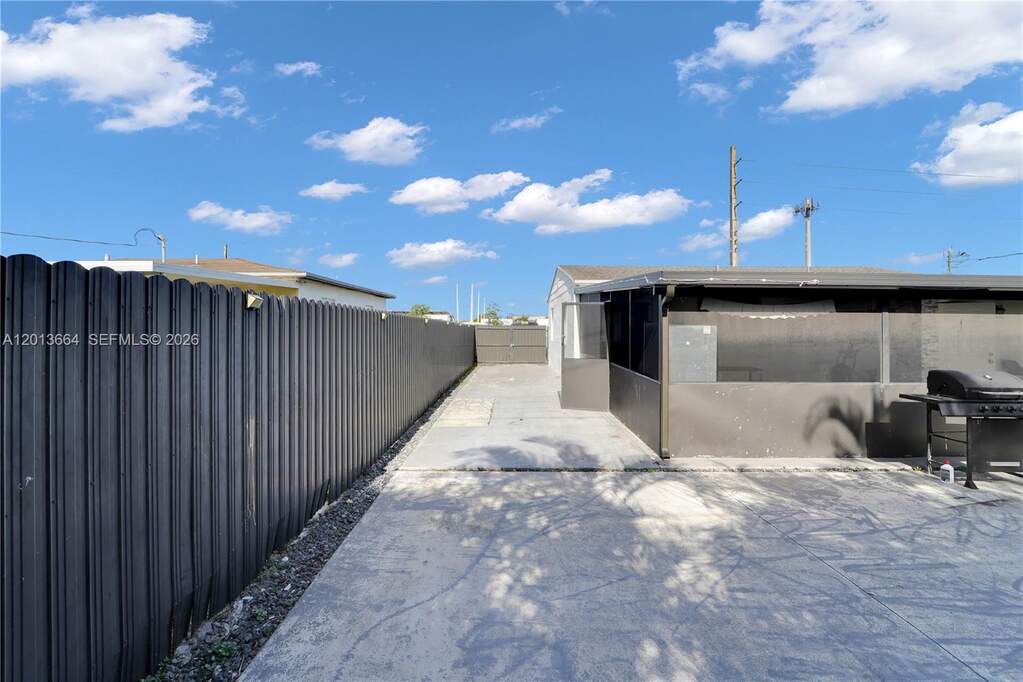 3 Bedroom Single Family Home/House's Image 20