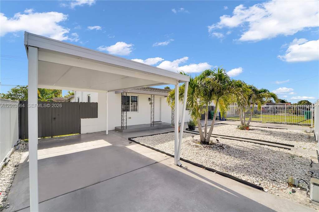 3 Bedroom Single Family Home/House's Image 22