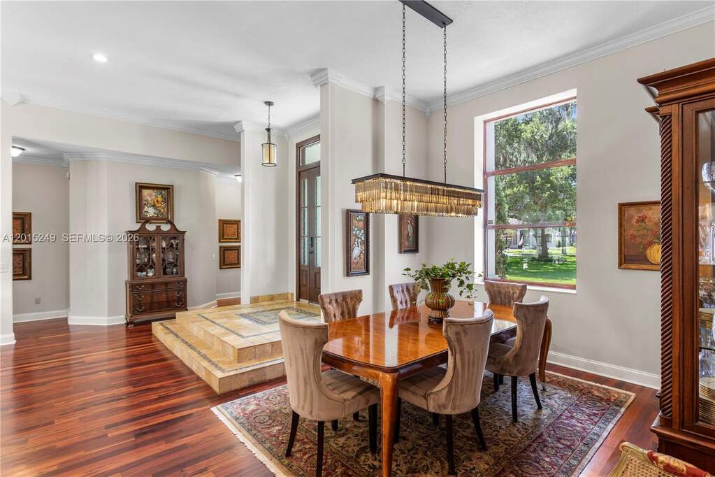 4 Bedroom Single Family Home/House's Image 11