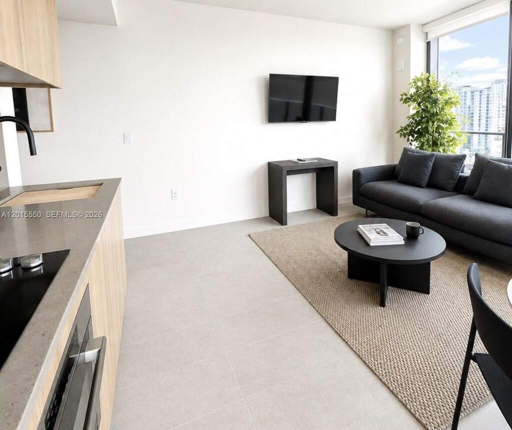 1 Bedroom Apartment/Flat's Image 3