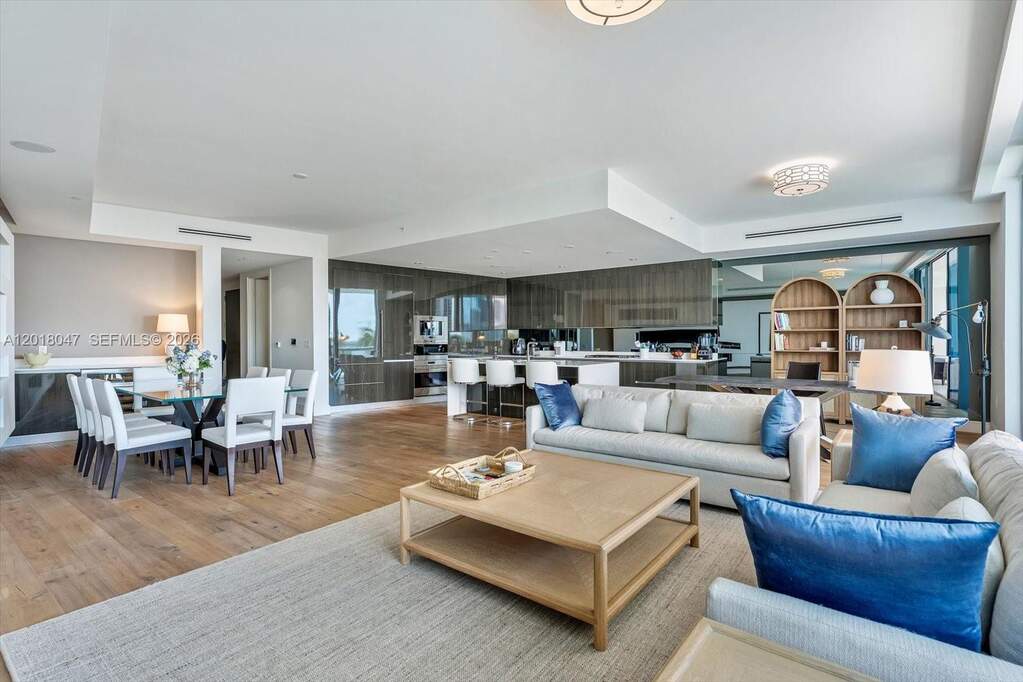 4 Bedroom Apartment/Flat's Image 4