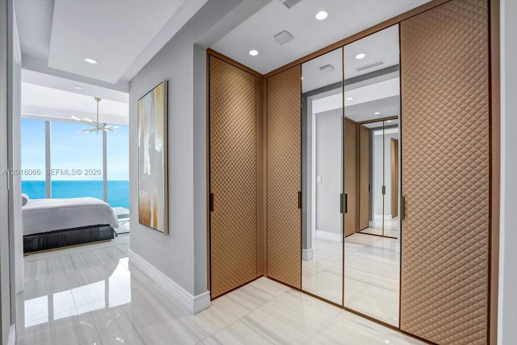 5 Bedroom Apartment/Flat's Image 15