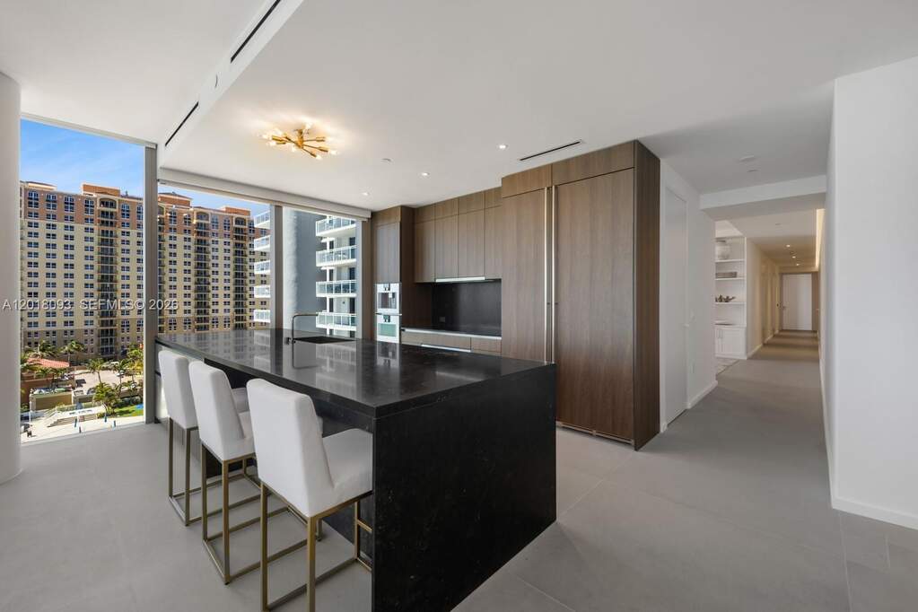 3 Bedroom Apartment/Flat's Image 7