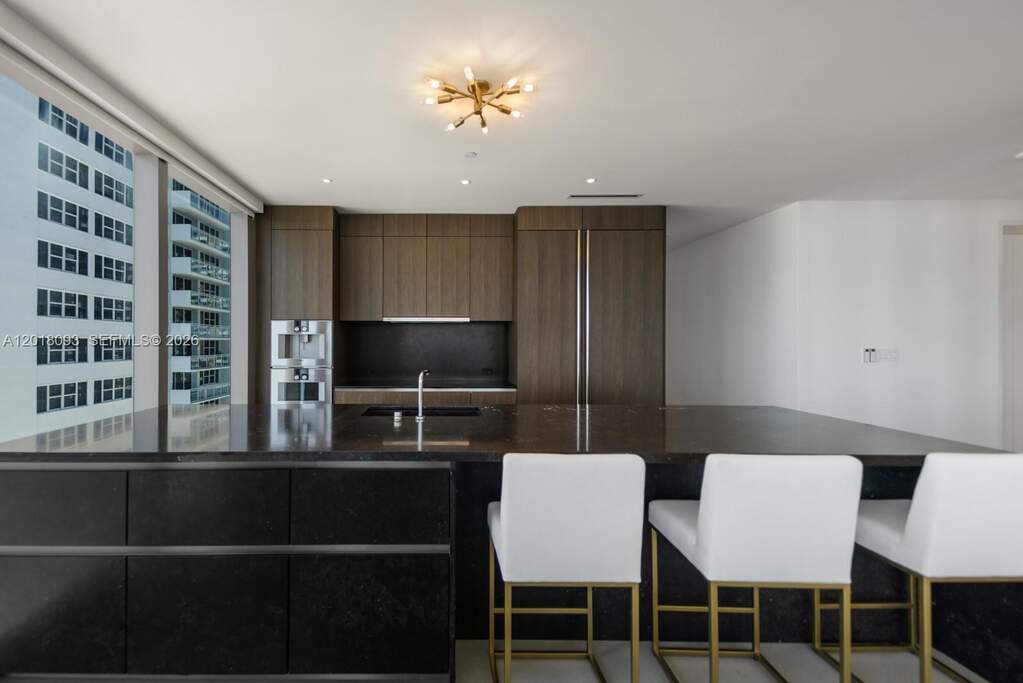 3 Bedroom Apartment/Flat's Image 8