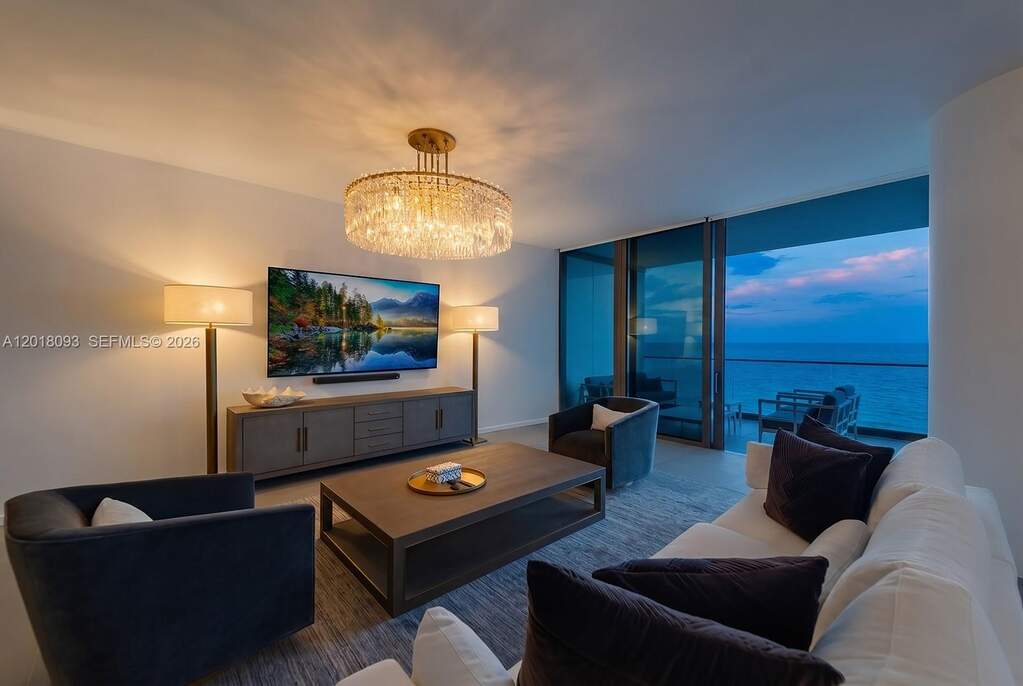 3 Bedroom Apartment/Flat's Image 3