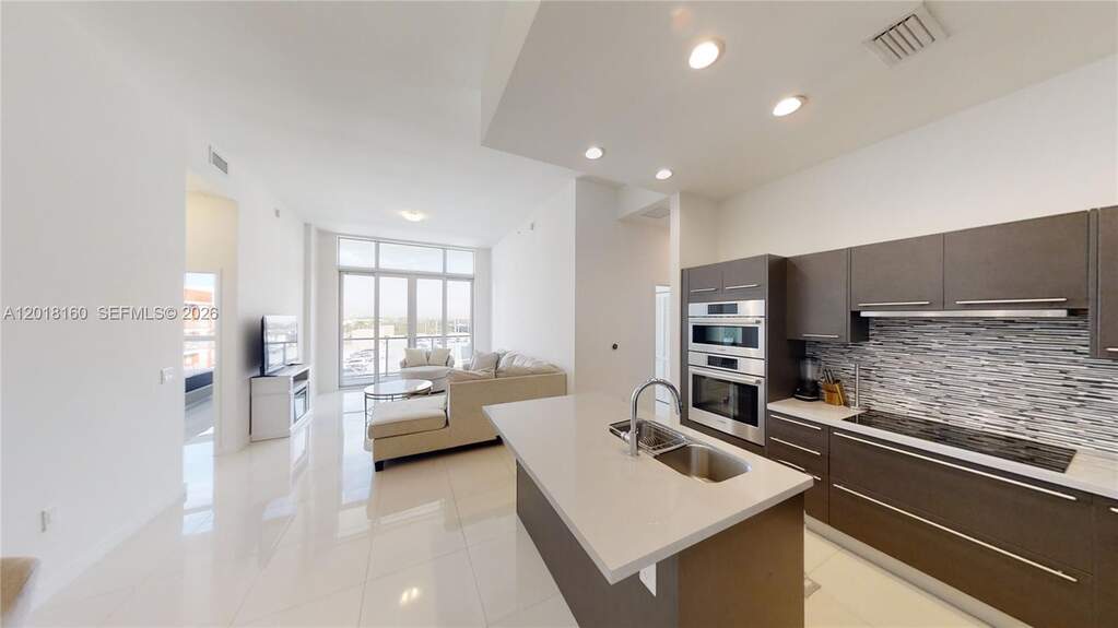 2 Bedroom Apartment/Flat's Image 3