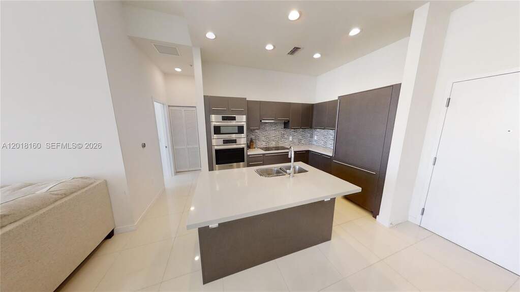 2 Bedroom Apartment/Flat's Image 6
