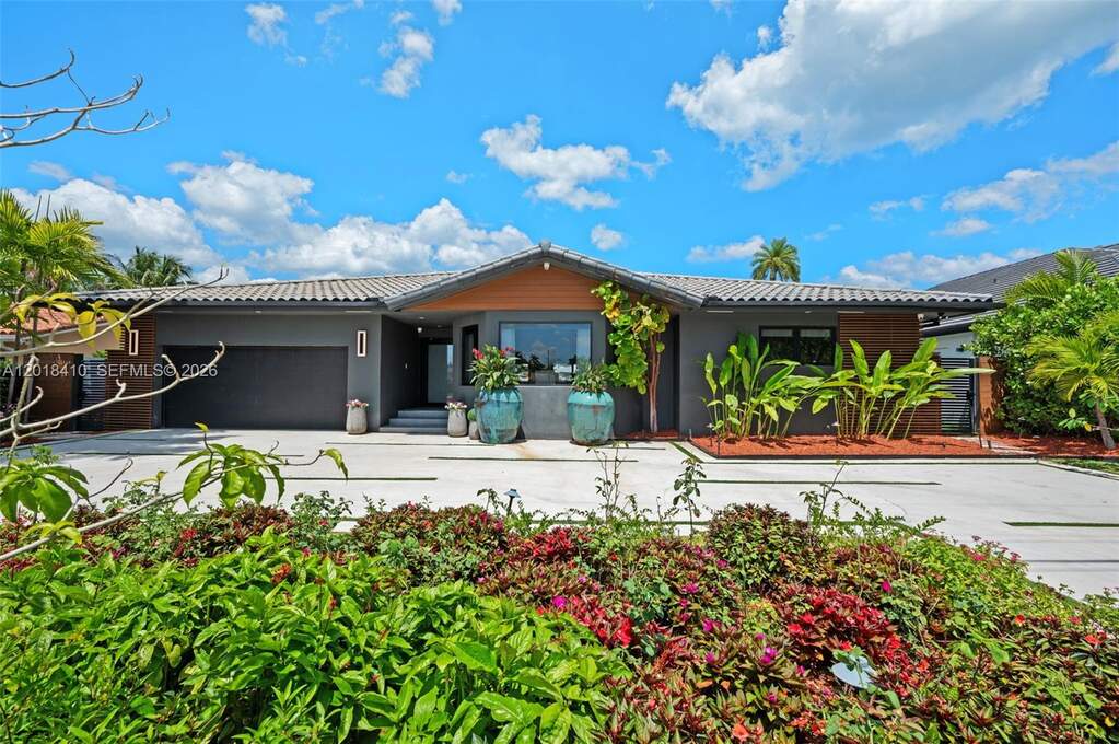 5 Bedroom Single Family Home/House's Image 45