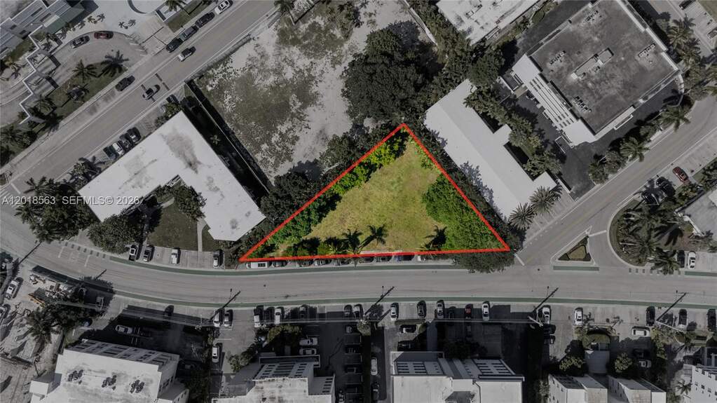 Land/Vacant Land's Image 5