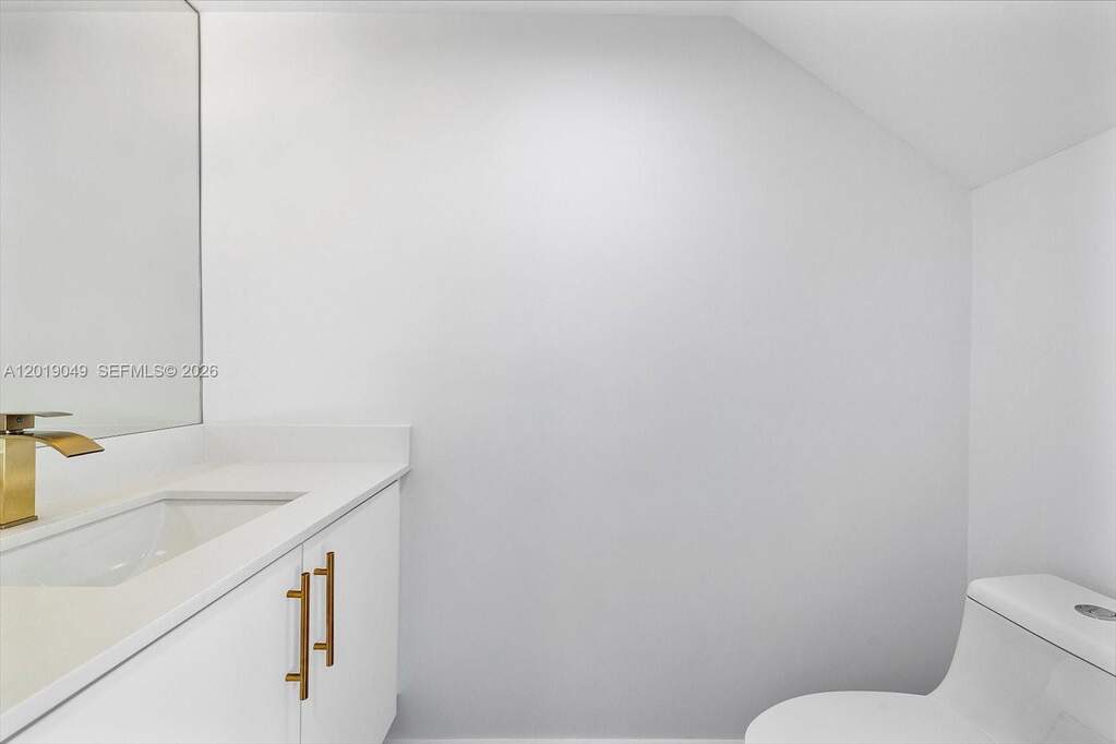 3 Bedroom Villa/Townhouse's Image 23