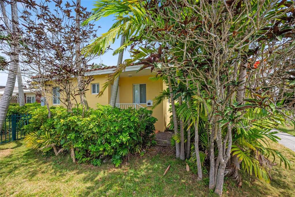 2 Bedroom Single Family Home/House's Image 3