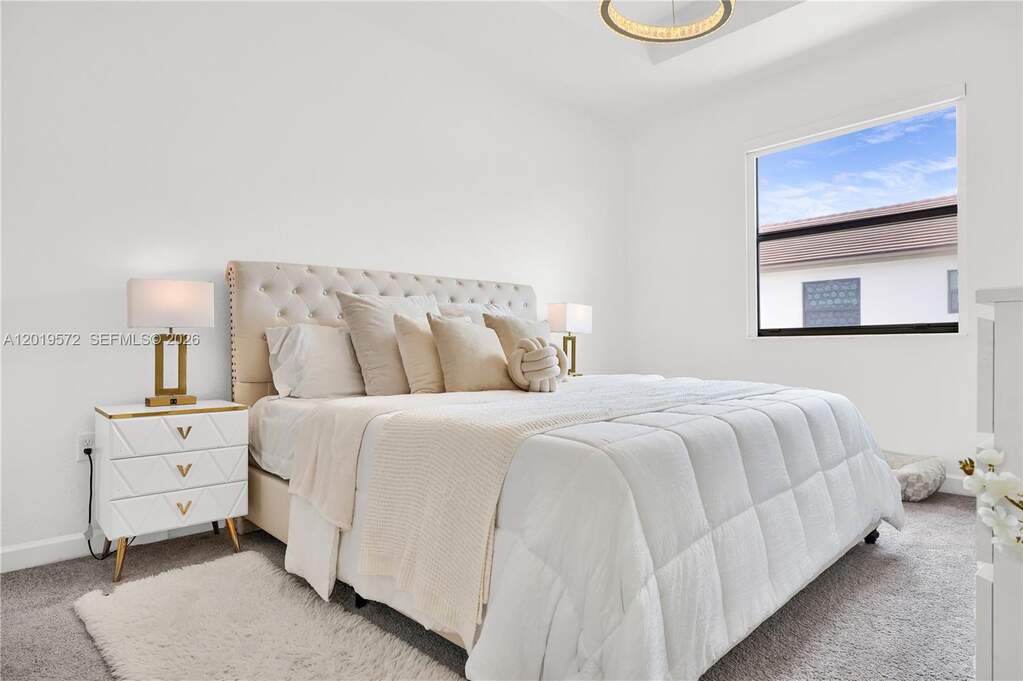 4 Bedroom Villa/Townhouse's Image 9