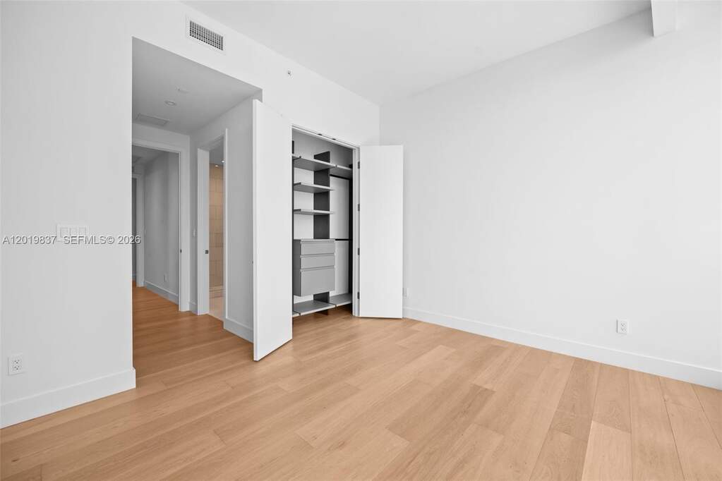3 Bedroom Apartment/Flat's Image 14