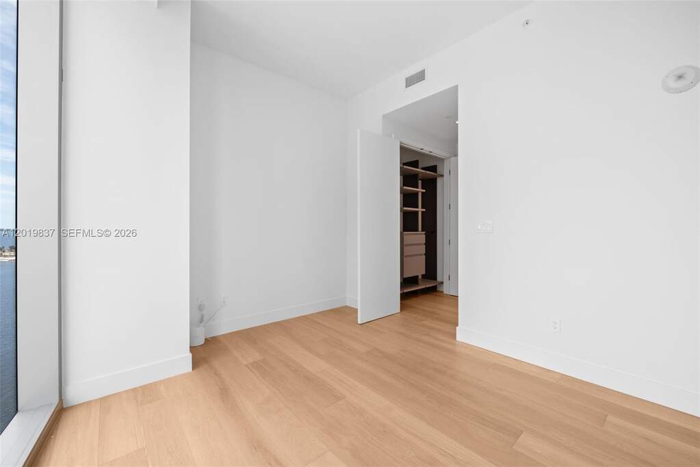 3 Bedroom Apartment/Flat's Image 16