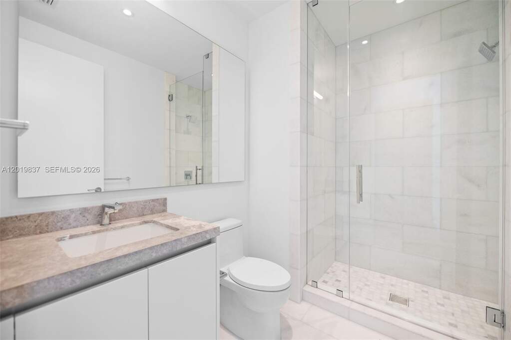3 Bedroom Apartment/Flat's Image 17