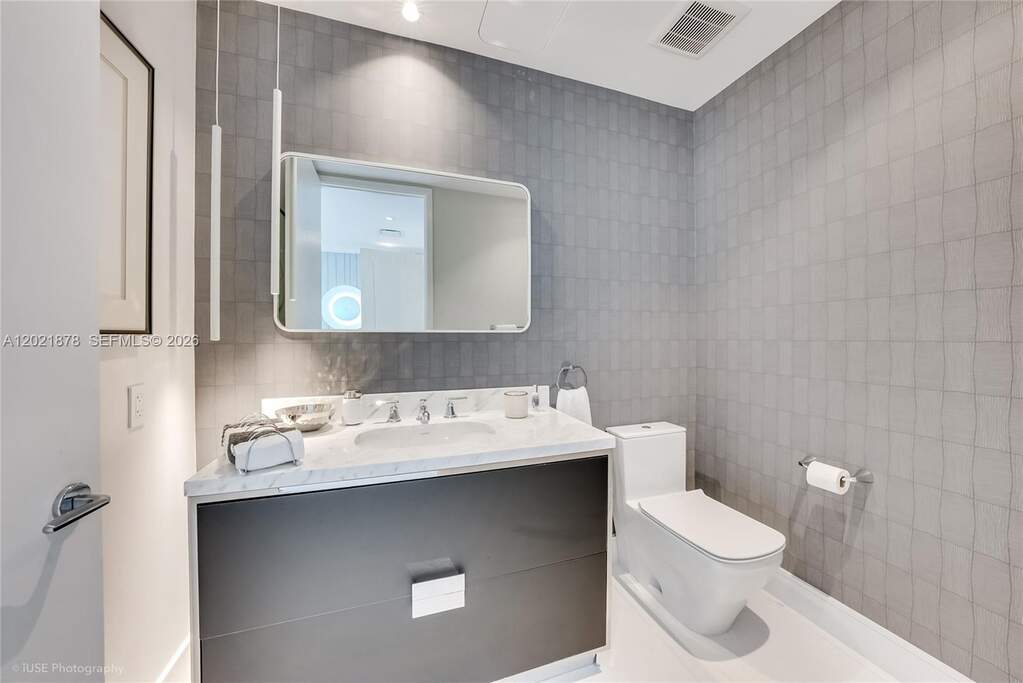 3 Bedroom Apartment/Flat's Image 10