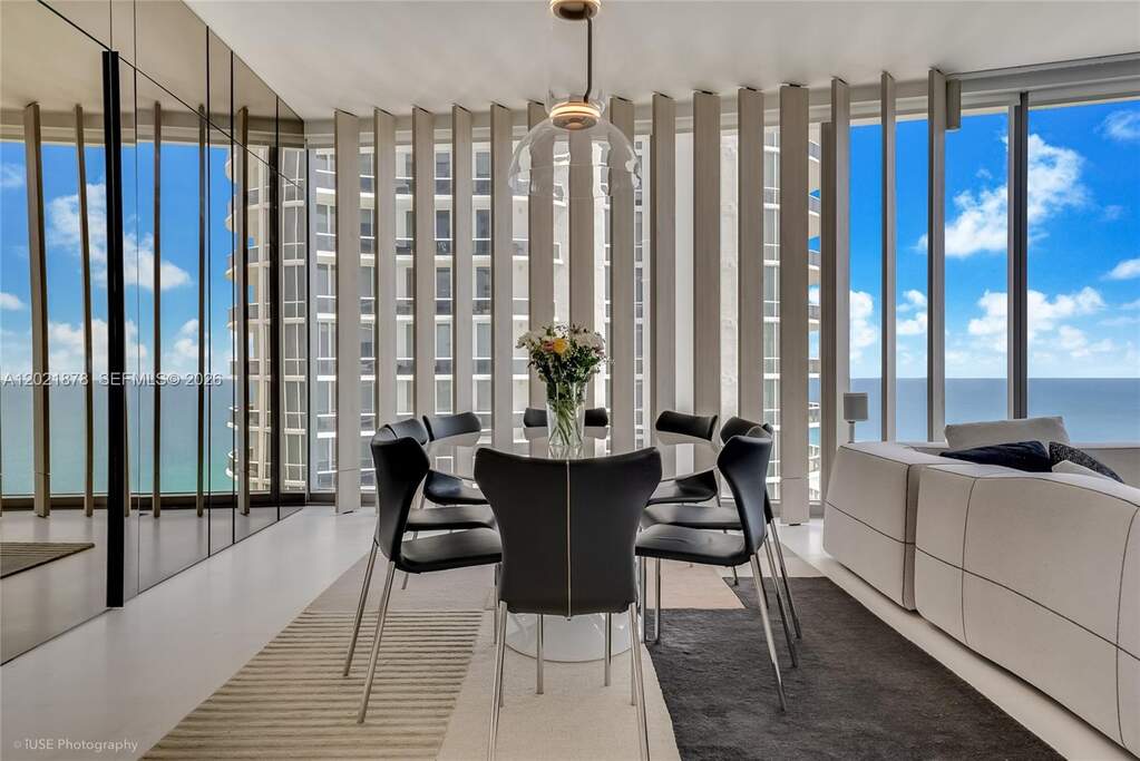 3 Bedroom Apartment/Flat's Image 3