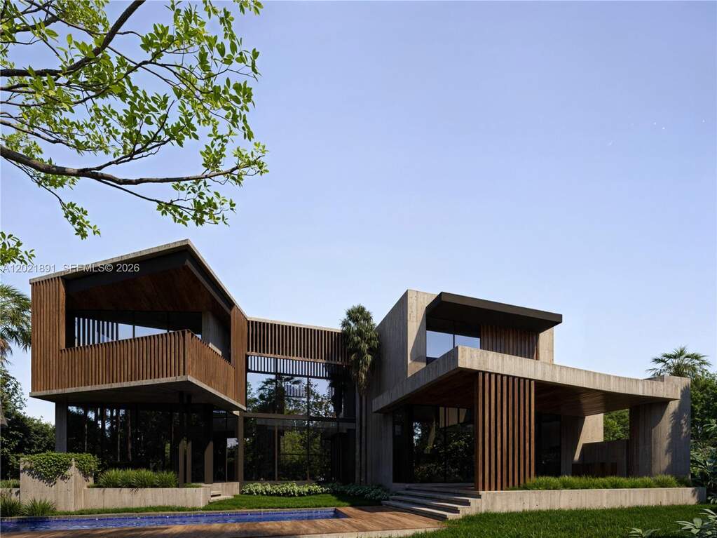 6 Bedroom Single Family Home/House's Image 4