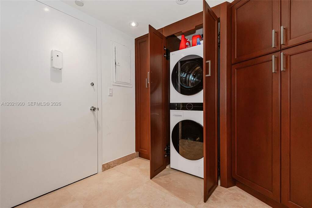 2 Bedroom Apartment/Flat's Image 11