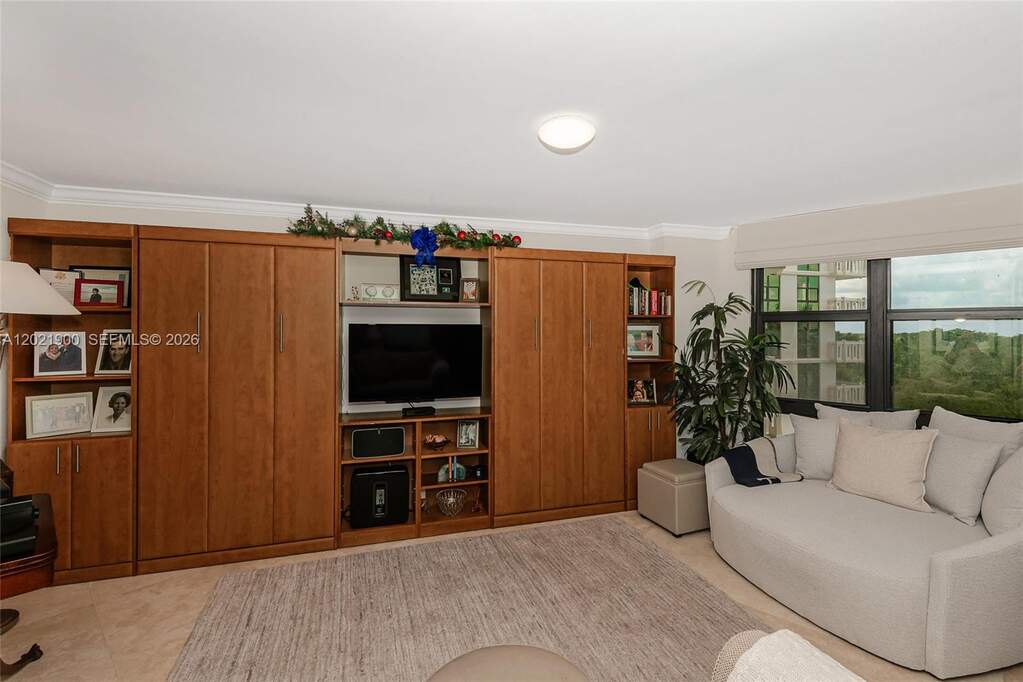 2 Bedroom Apartment/Flat's Image 12