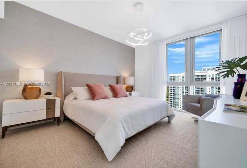 3 Bedroom Apartment/Flat's Image 3