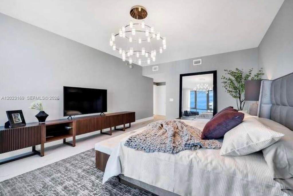 3 Bedroom Apartment/Flat's Image 5