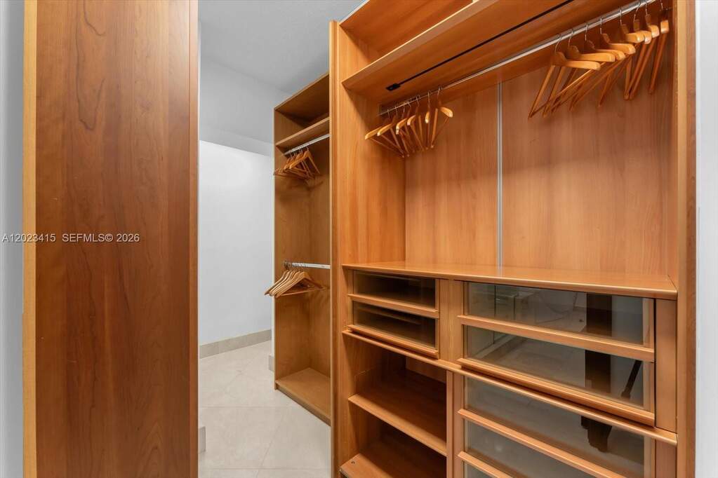 3 Bedroom Apartment/Flat's Image 18