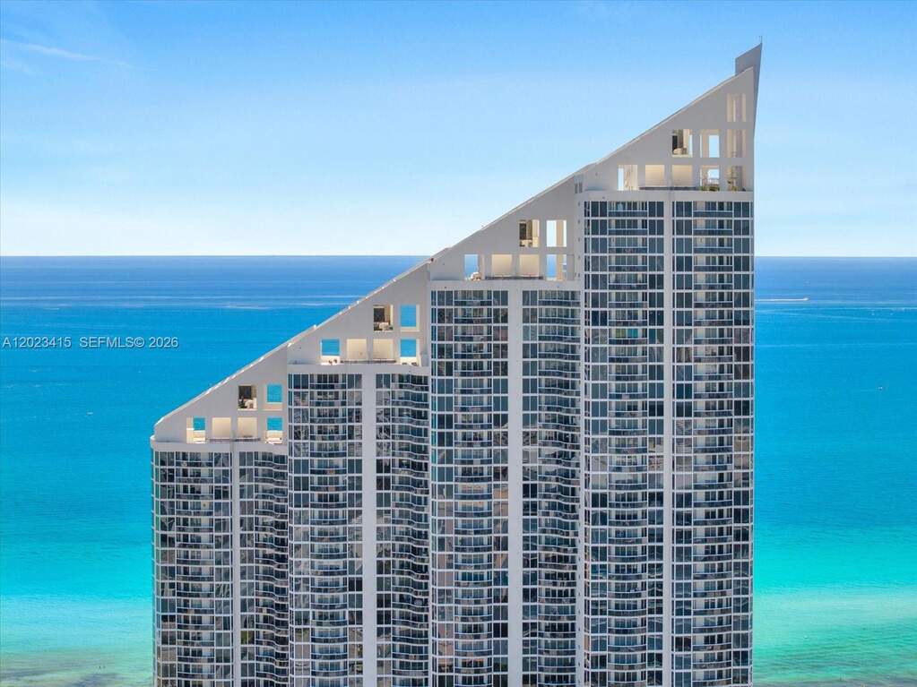 3 Bedroom Apartment/Flat's Image 36